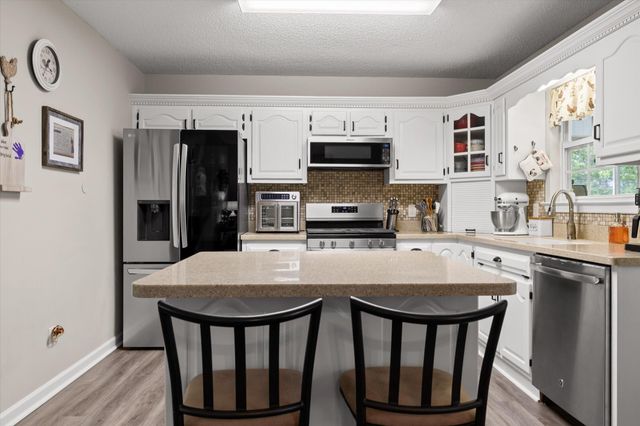 10155 Bear Trail Drive, Soddy Daisy, TN 37379