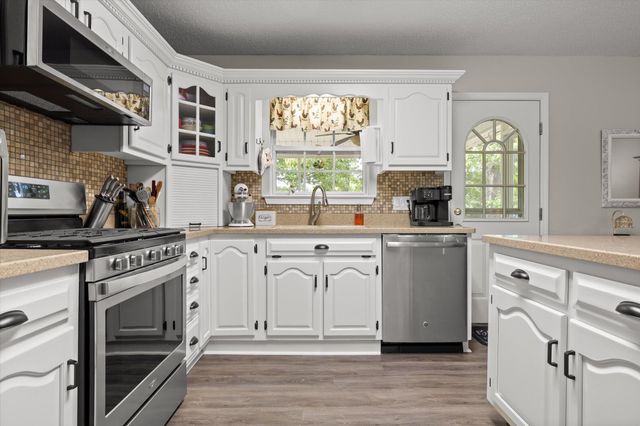 10155 Bear Trail Drive, Soddy Daisy, TN 37379