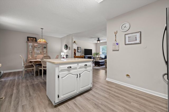 10155 Bear Trail Drive, Soddy Daisy, TN 37379