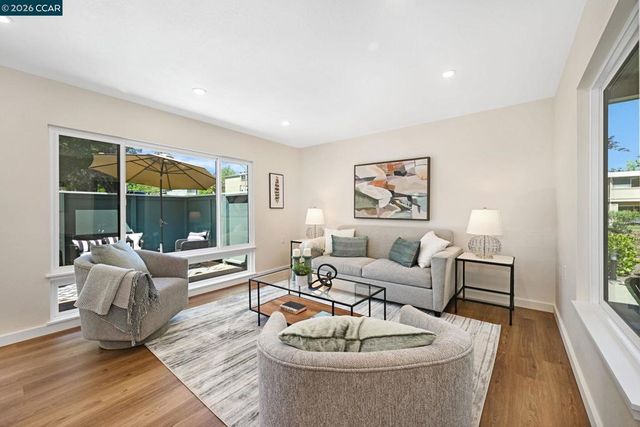 2000 Pine Knoll Dr 2, Walnut Creek, CA 94595
