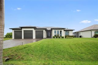 3213 9th ST, Cape Coral, FL 33993