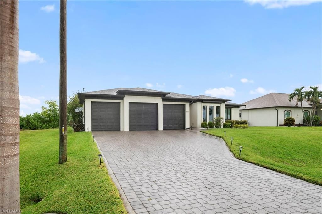 3213 9th ST, CAPE CORAL, FL 33993 — photo 3