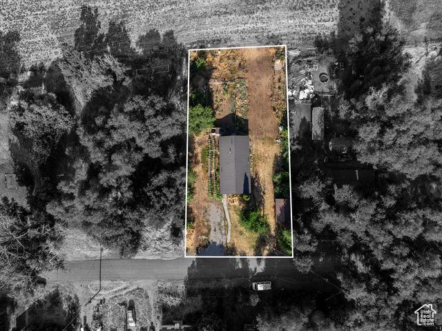 77 N 100 W, Trenton, UT 84338