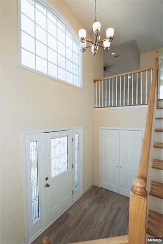 23 Main Avenue, Wallington, NJ 07057