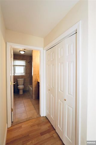 23 Main Avenue, Wallington, NJ 07057
