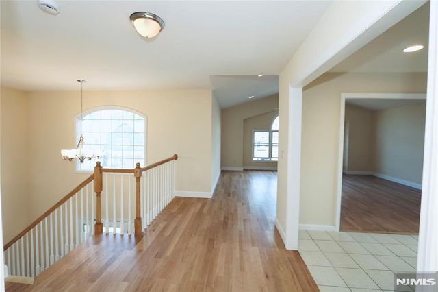 23 Main Avenue, Wallington, NJ 07057