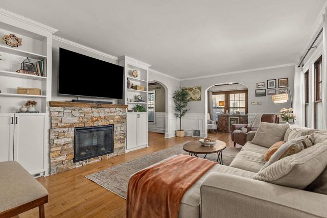505 E BREWSTER STREET, Appleton, WI 54911