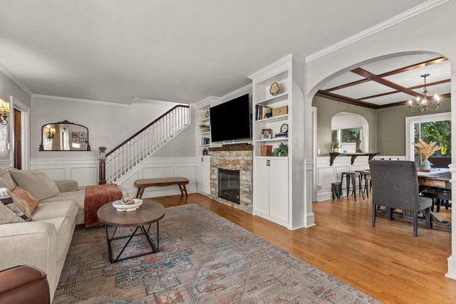 505 E BREWSTER STREET, Appleton, WI 54911