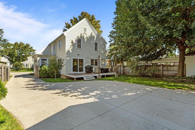 505 E BREWSTER STREET, Appleton, WI 54911