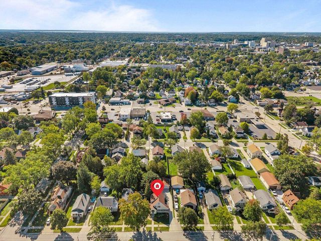 505 E BREWSTER STREET, Appleton, WI 54911