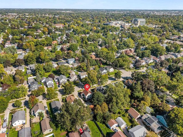 505 E BREWSTER STREET, Appleton, WI 54911