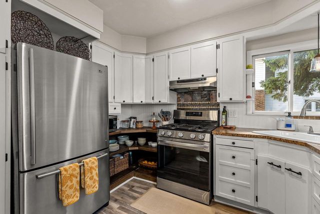 505 E BREWSTER STREET, Appleton, WI 54911