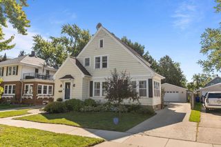505 E BREWSTER STREET, Appleton, WI 54911