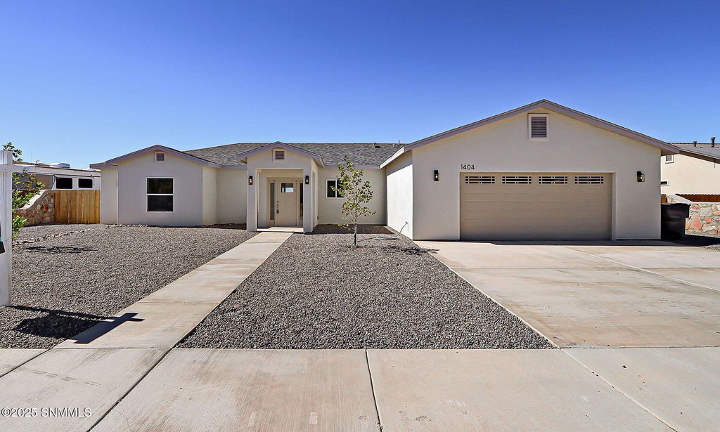 1404 S Tularosa Street, Deming, NM 88030