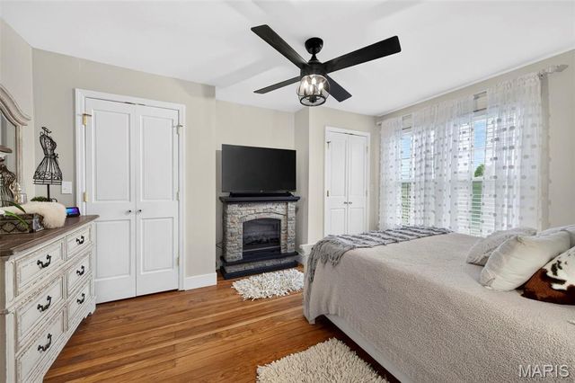 2925 Macklind Avenue, St Louis, MO 63139
