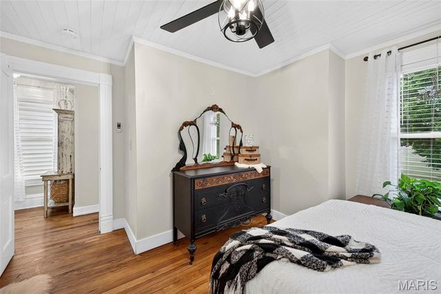2925 Macklind Avenue, St Louis, MO 63139