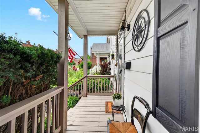 2925 Macklind Avenue, St Louis, MO 63139