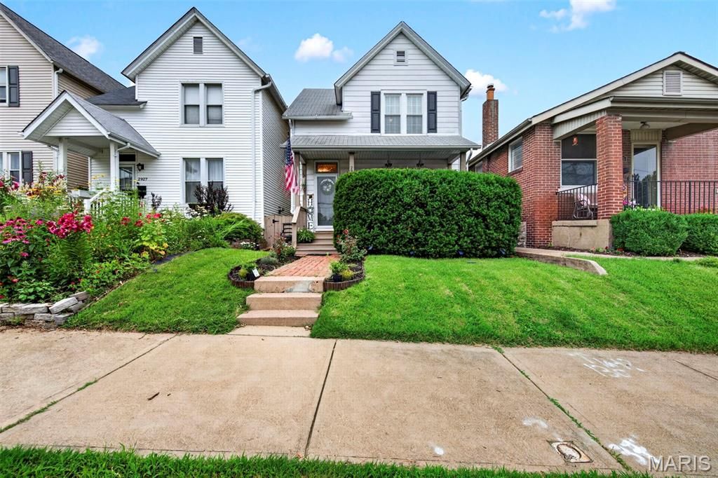 2925 Macklind Avenue, St Louis, MO 63139
