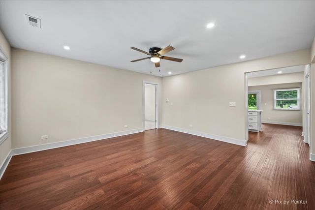 11611 Douglas Avenue, Huntley, IL 60142