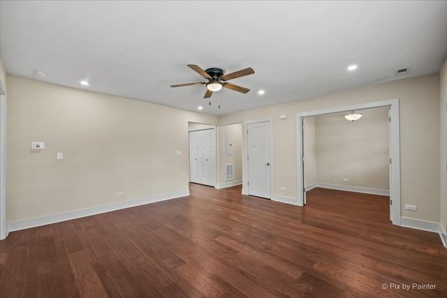 11611 Douglas Avenue, Huntley, IL 60142