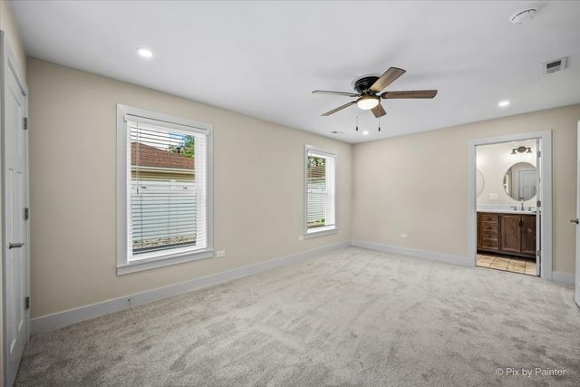 11611 Douglas Avenue, Huntley, IL 60142