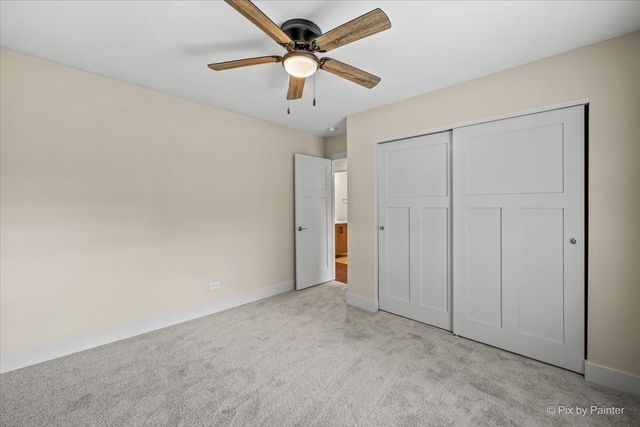 11611 Douglas Avenue, Huntley, IL 60142