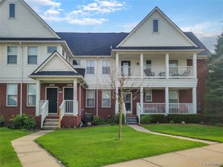 53724 Newberry Drive 127, Chesterfield, MI 48051