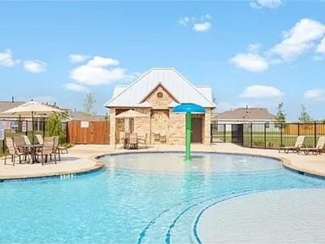 9925 Little Tree Lane, Fort Worth, TX 76179