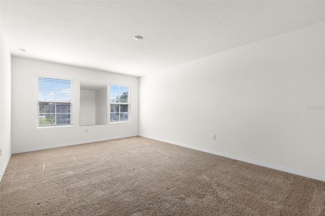 2024 GRIFFIN OAKS WAY, Tavares, FL 32778