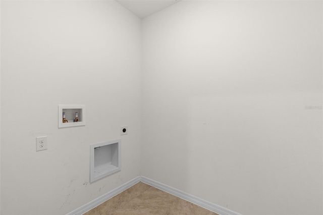 2024 GRIFFIN OAKS WAY, Tavares, FL 32778