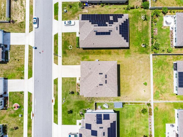 2024 GRIFFIN OAKS WAY, Tavares, FL 32778