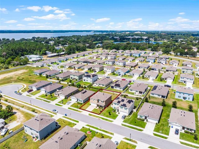 2024 GRIFFIN OAKS WAY, Tavares, FL 32778