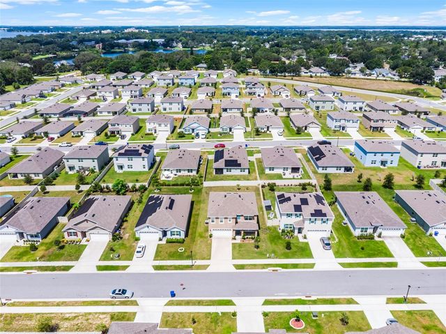 2024 GRIFFIN OAKS WAY, Tavares, FL 32778