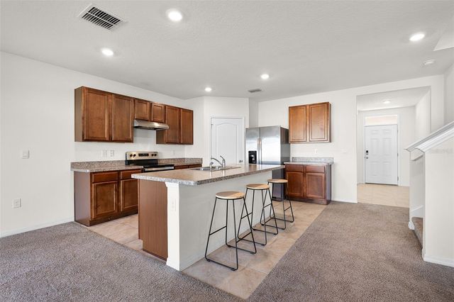 2024 GRIFFIN OAKS WAY, Tavares, FL 32778