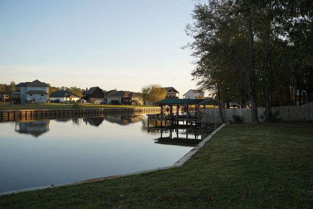 26 Hillsborough Drive, Huntsville, TX 77340