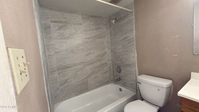 4605 E PUEBLO Avenue, Phoenix, AZ 85040