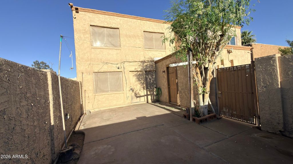 4605 E PUEBLO Avenue, Phoenix, AZ 85040
