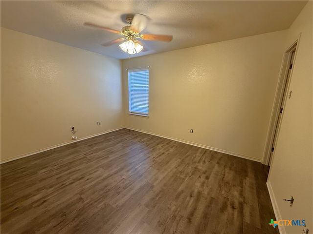 415 E 4th Avenue B, Belton, TX 76513