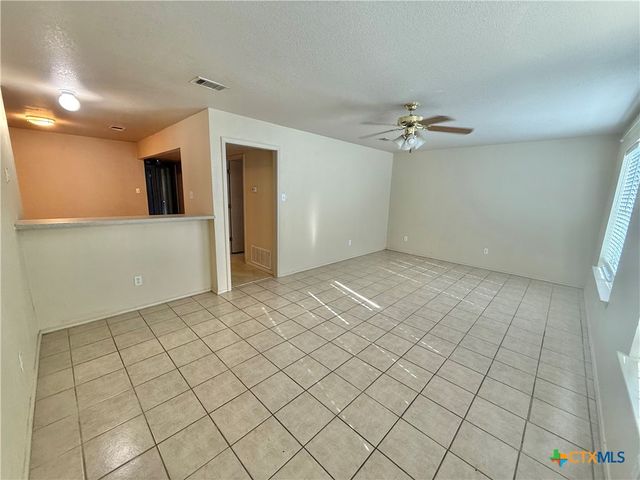 415 E 4th Avenue B, Belton, TX 76513