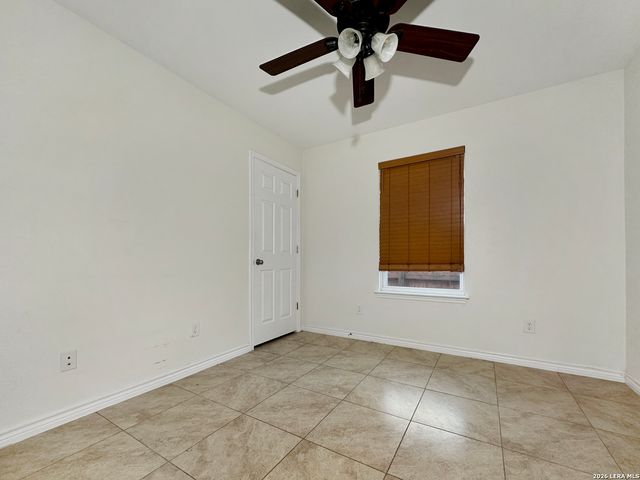 505 Indian Crossing, Jourdanton, TX 78026