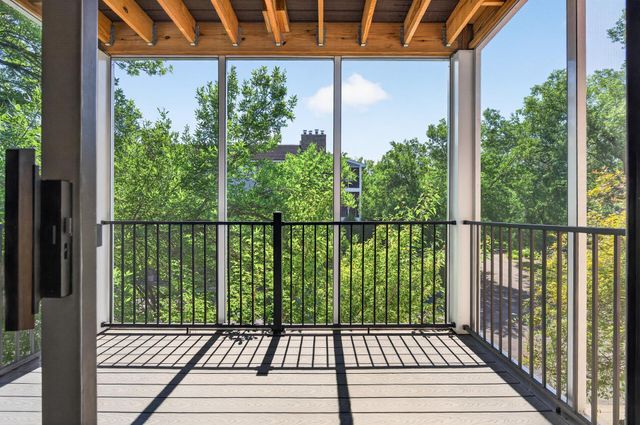 3020 Saint Albans Mill Road 205, Hopkins, MN 55305