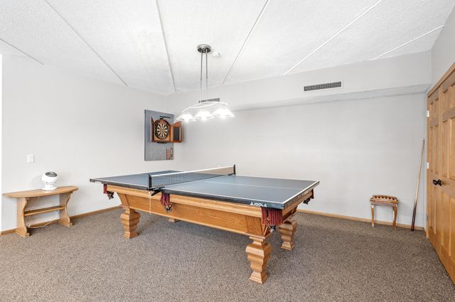 3020 Saint Albans Mill Road 205, Hopkins, MN 55305