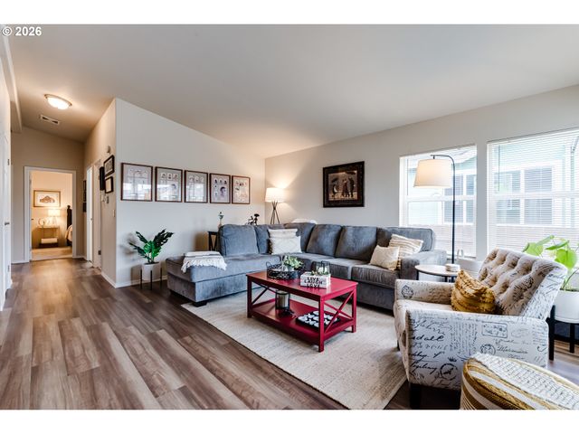 3700 BABCOCK Ln 119, Eugene, OR 97401