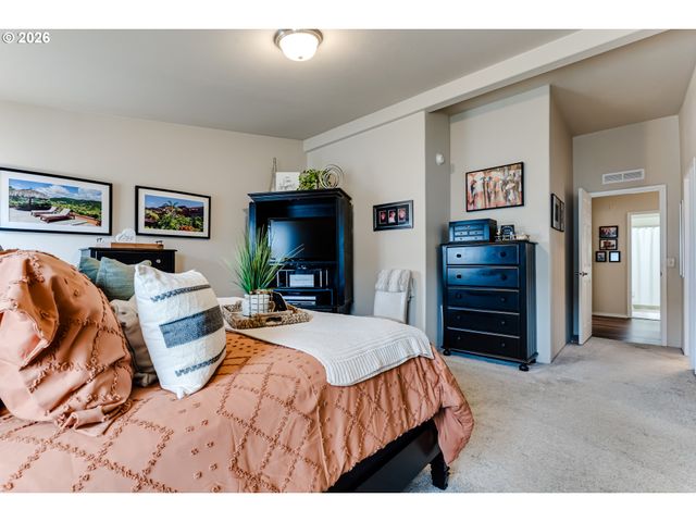 3700 BABCOCK Ln 119, Eugene, OR 97401