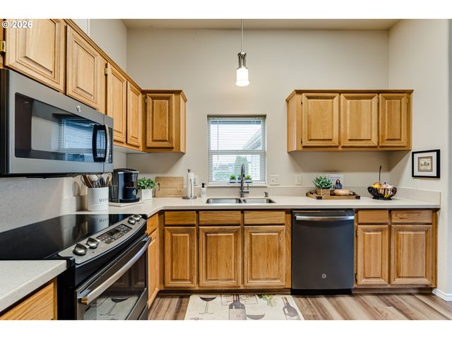 3700 BABCOCK Ln 119, Eugene, OR 97401