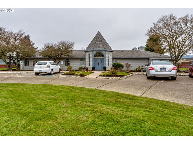 3700 BABCOCK Ln 119, Eugene, OR 97401