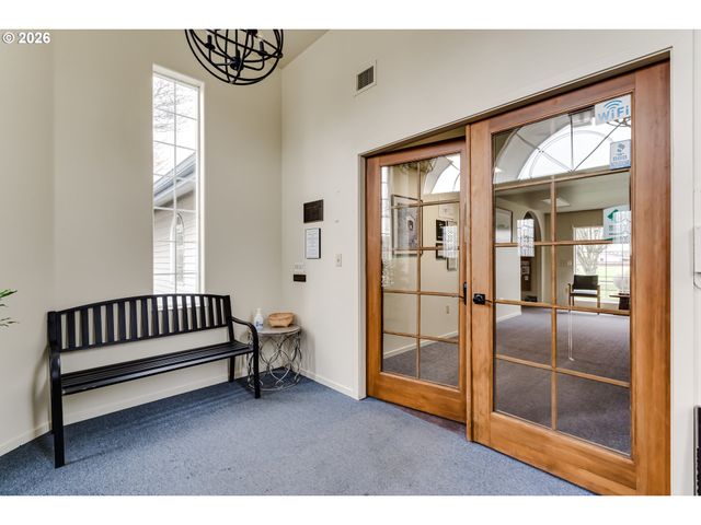 3700 BABCOCK Ln 119, Eugene, OR 97401