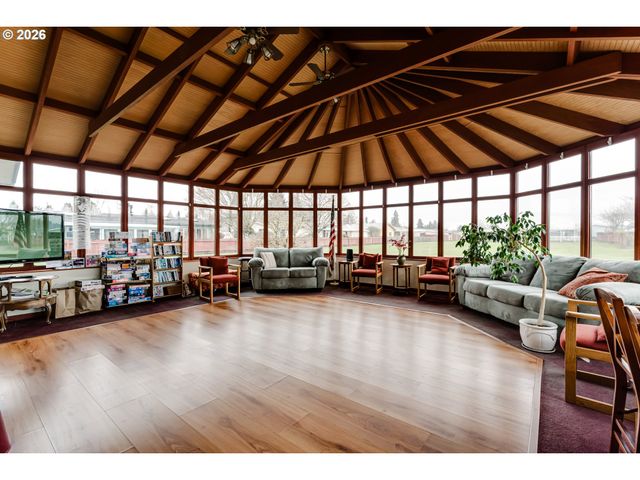 3700 BABCOCK Ln 119, Eugene, OR 97401