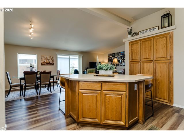 3700 BABCOCK Ln 119, Eugene, OR 97401