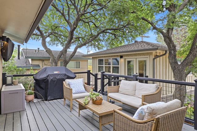10118 Medlock Drive, Dallas, TX 75218